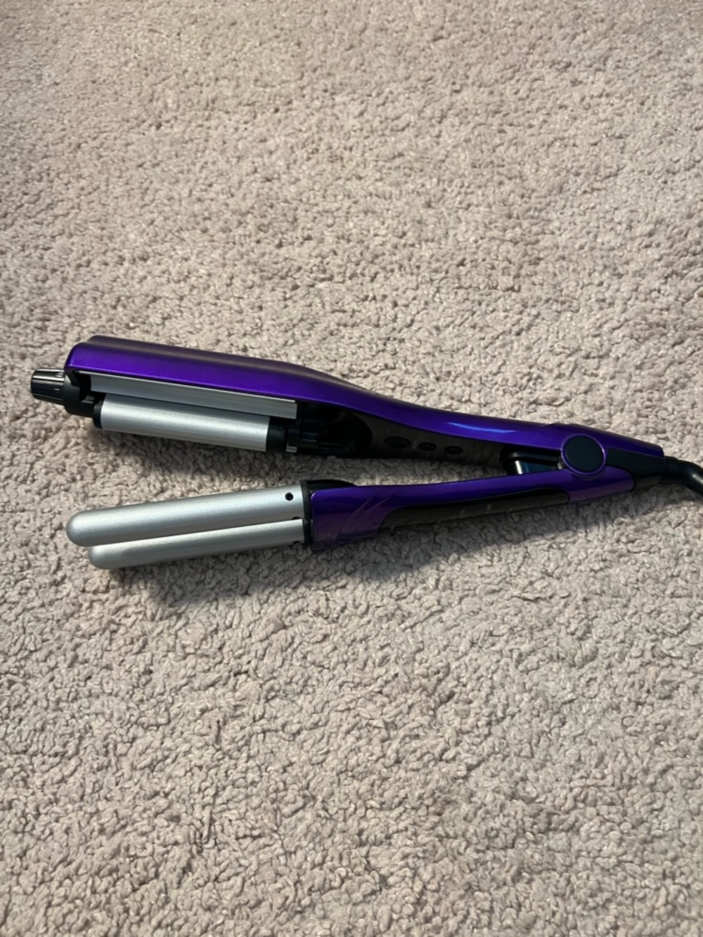 Bed Head Purple Triple-Barrel Hair Waver